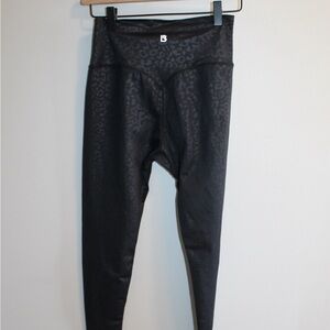 Buff Bunny Legacy Collection Embossed Black Leopard Print Leggings Size Medium